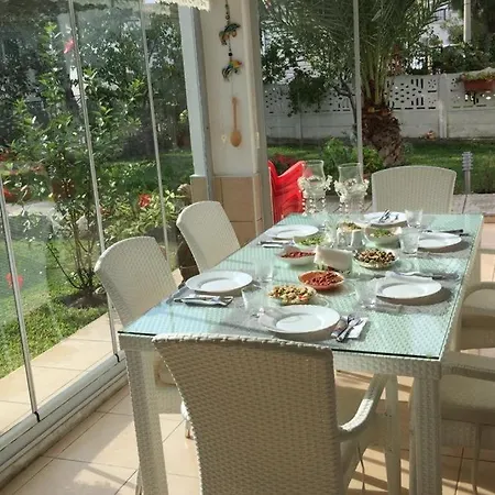 Deluxe Beachfront Villa&garden.denize Sifir!wpool וילה ספריהיסאר
